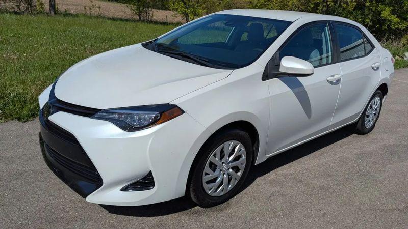 2017 Toyota Corolla LE for sale in Salem, WI