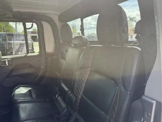 2023 Jeep Gladiator Sport