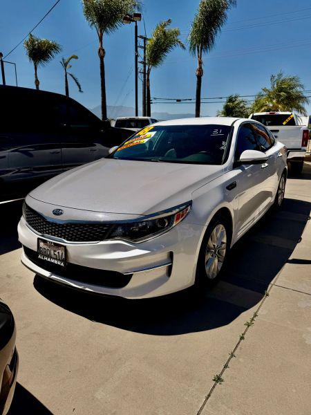 2018 Kia Optima EX for sale in Bloomington, CA
