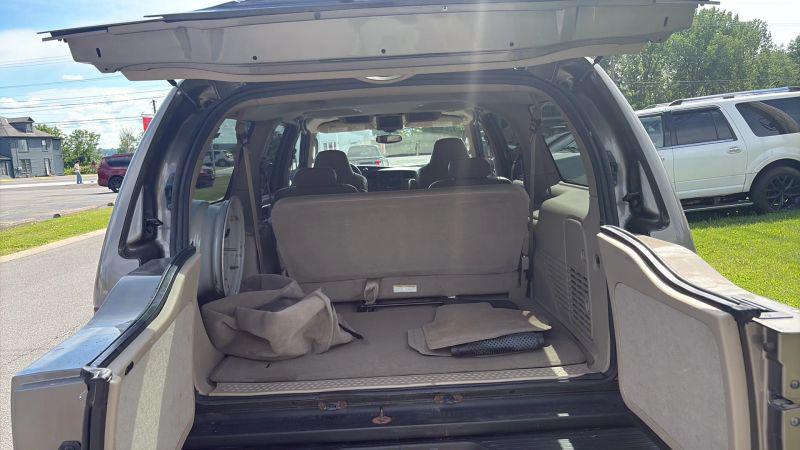 2005 Ford Excursion Limited