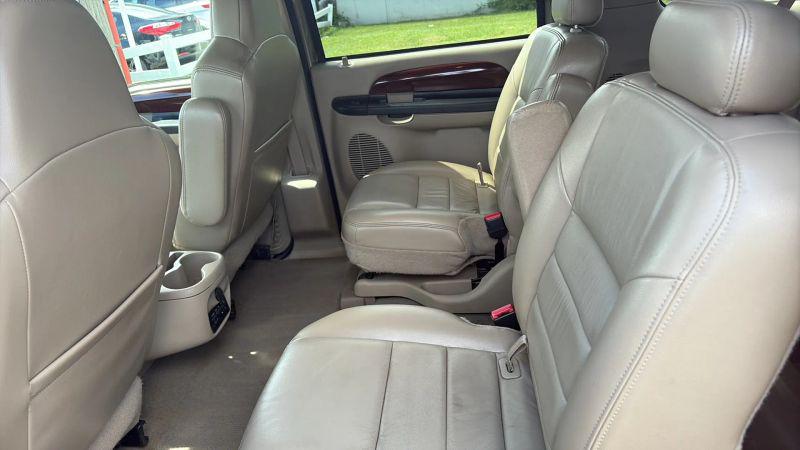 2005 Ford Excursion Limited