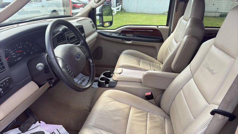 2005 Ford Excursion Limited