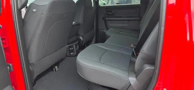 2026 Ram 2500 Black Express Crew Cab 4x4 64 Box