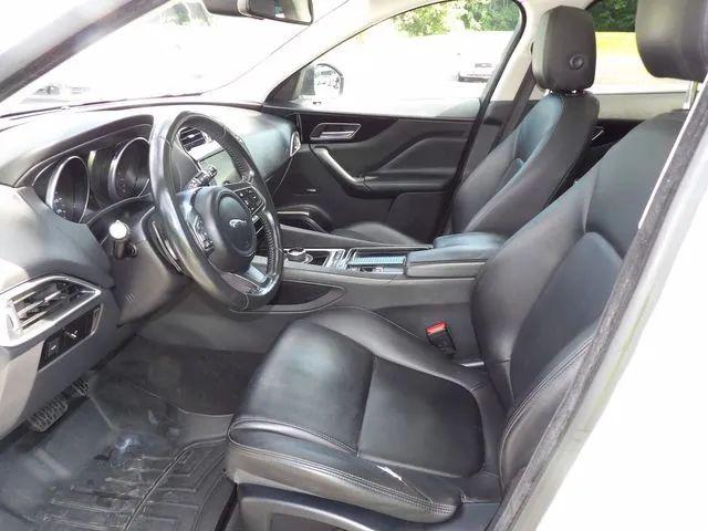 2018 Jaguar F-PACE 25t Premium