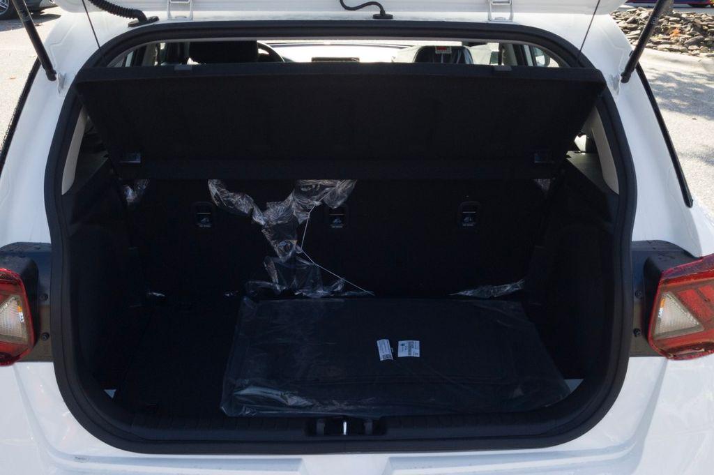 New 2026 White Hyundai SE image 8