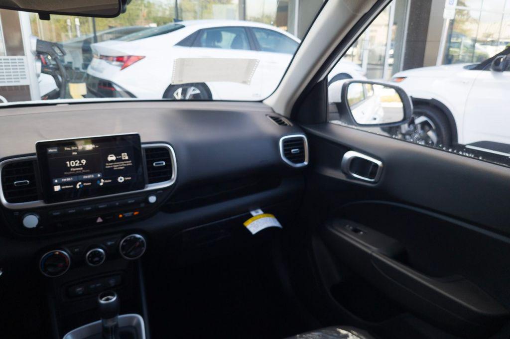 New 2026 White Hyundai SE image 16