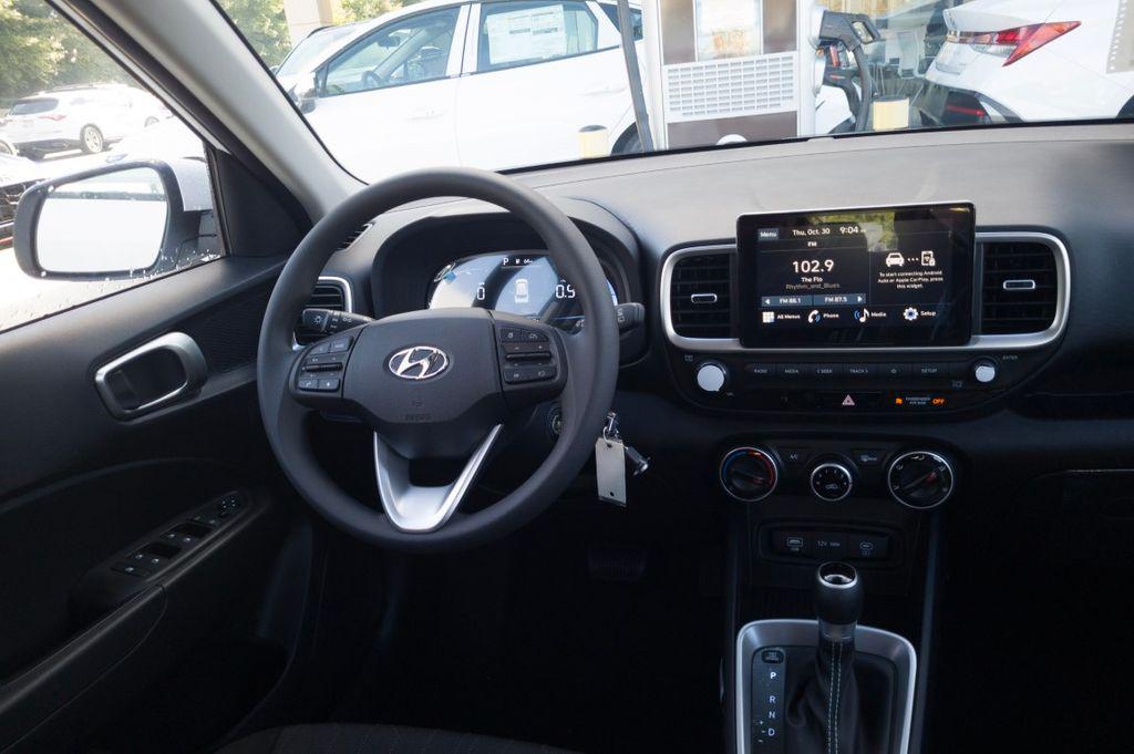 New 2026 White Hyundai SE image 18