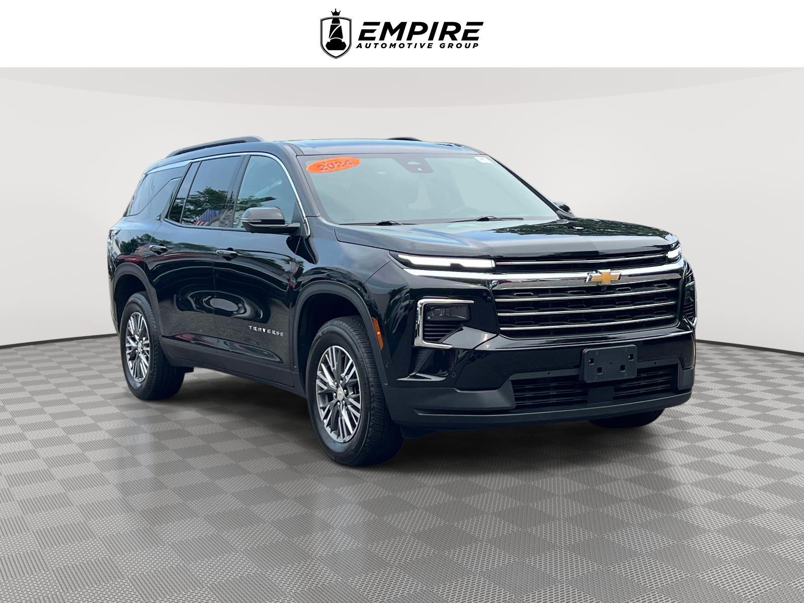 Mosaic Black Metallic 2024 Chevrolet Traverse SUV / Crossover Front-Wheel Drive 8-Speed Automatic