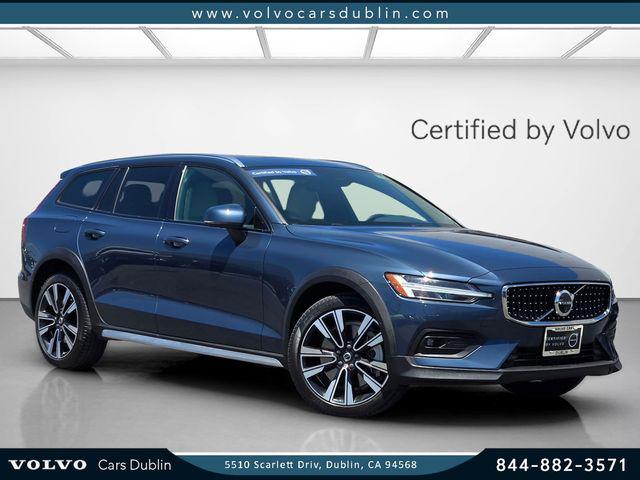 2025 Volvo V60 Cross Country Ultra, B5 AWD Gas mild hybrid for sale in Dublin, CA