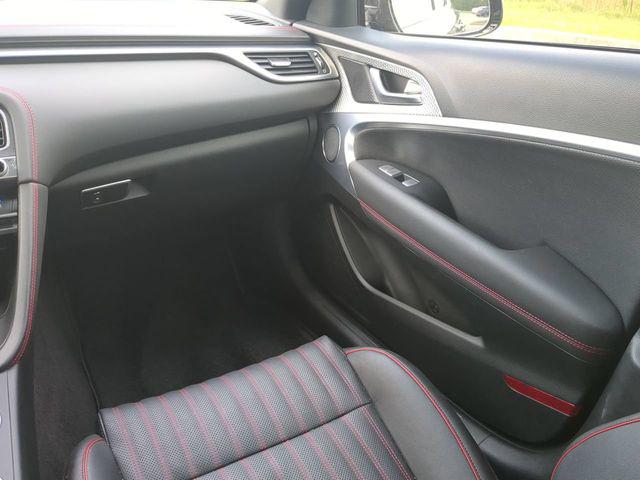 2023 Genesis G70 3.3T RWD