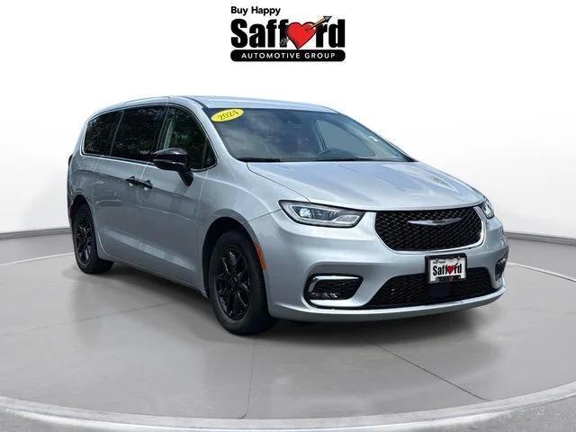 2024 Chrysler Pacifica Touring L 2024 Chrysler Pacifica Touring L