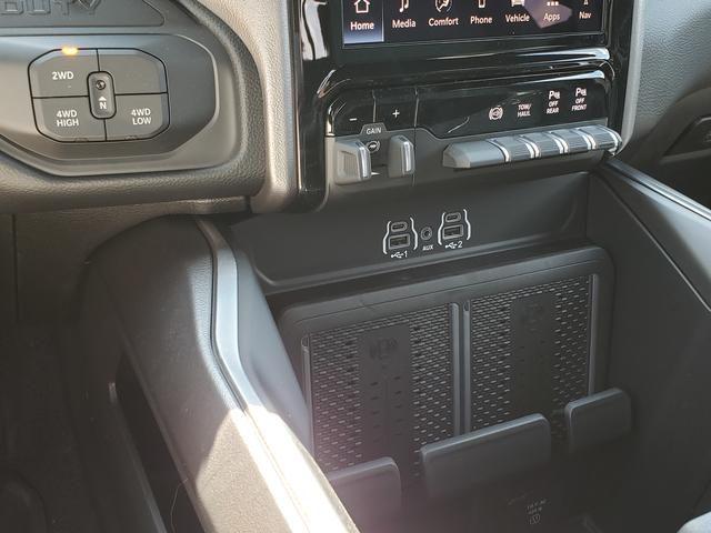 2026 Ram 2500 Big Horn Crew Cab 4x4 64 Box