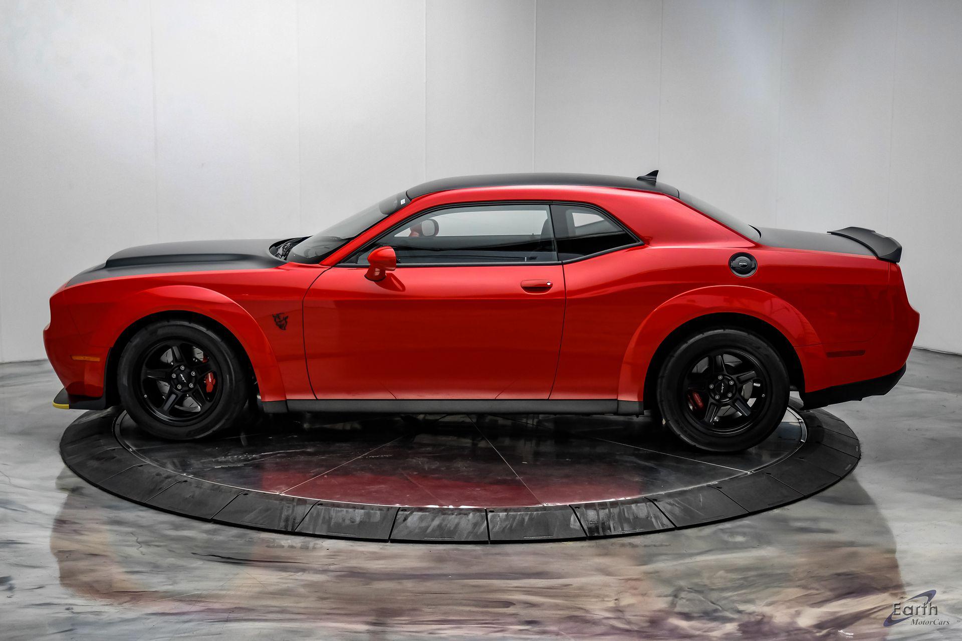 2018 Dodge Challenger SRT - Photo 8