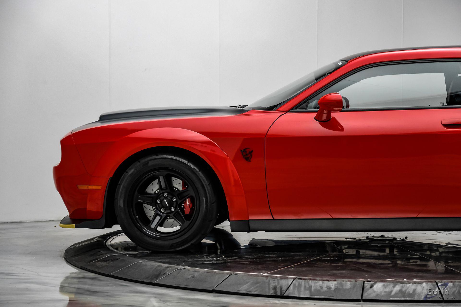 2018 Dodge Challenger SRT - Photo 9