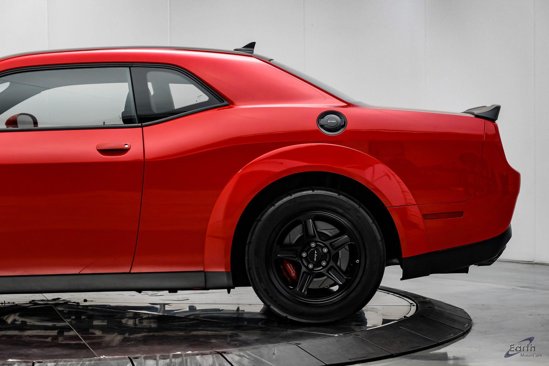 2018 Dodge Challenger SRT - Photo 10