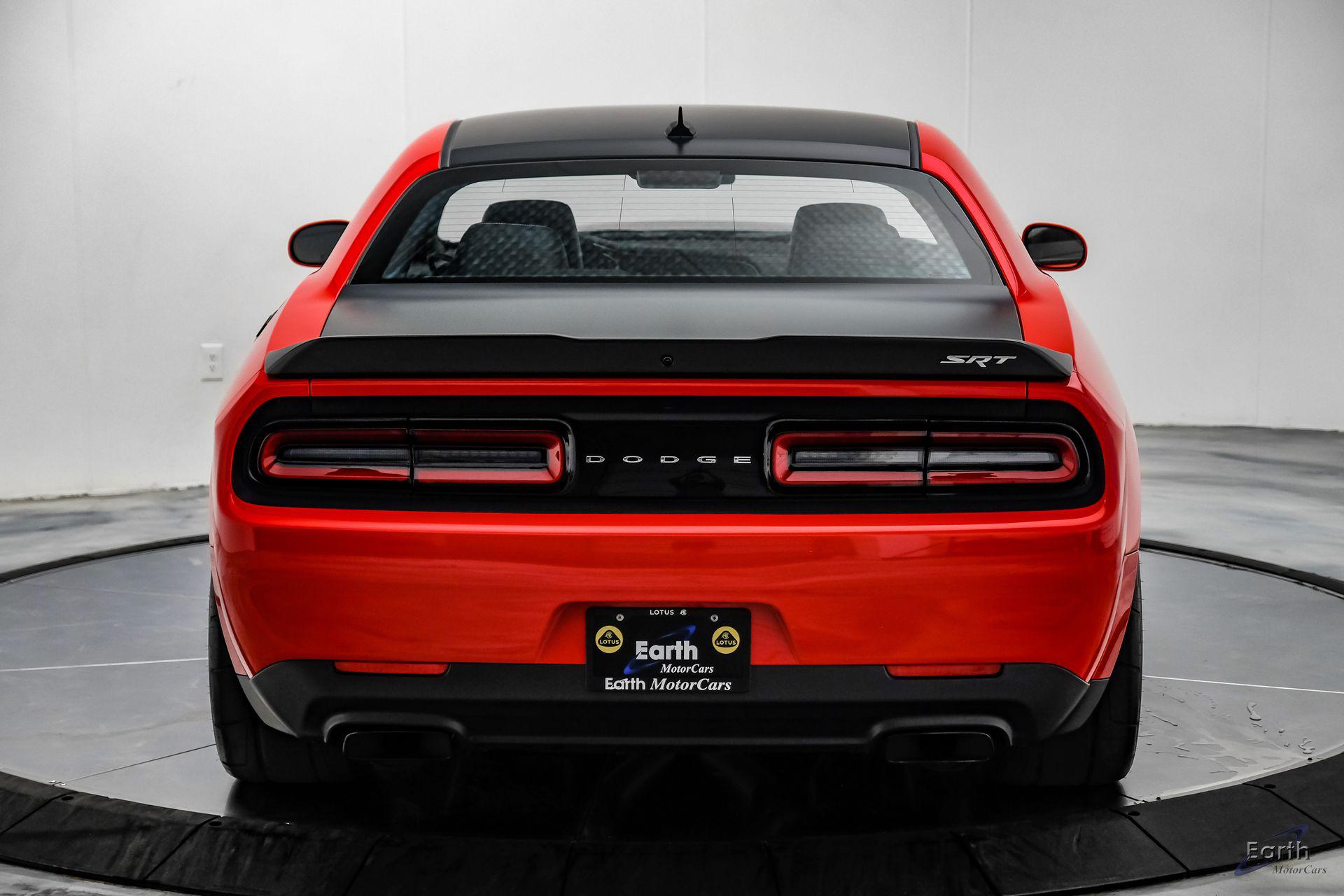 2018 Dodge Challenger SRT - Photo 15