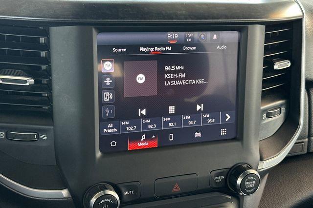 2022 Ram 1500 Big Horn Crew Cab 4x2 64 Box