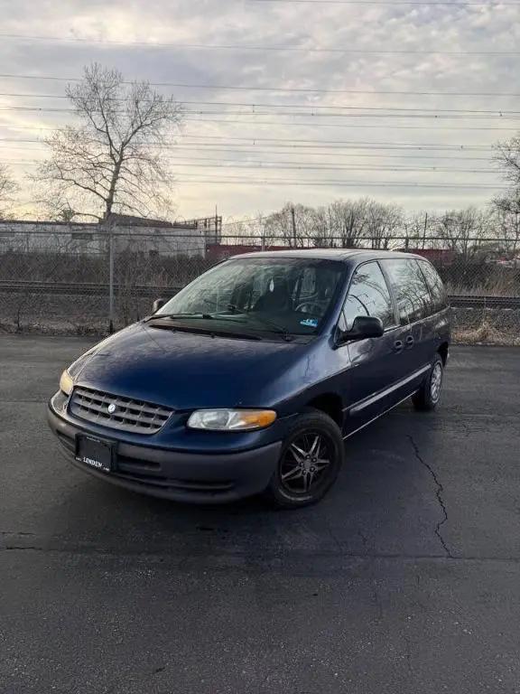 2000 Plymouth Voyager Unknown for sale in Philadelphia, PA