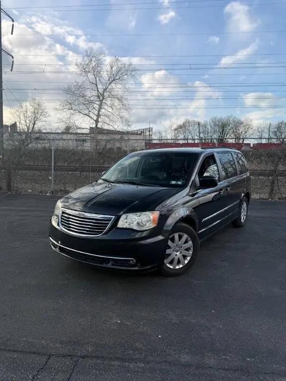 2014 Chrysler Town & Country Touring for sale in Philadelphia, PA