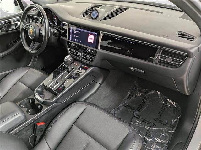 2022 Porsche Macan AWD