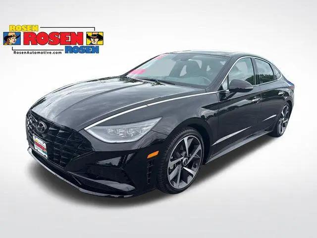 2023 Hyundai Sonata SEL Plus for sale in Greenfield, WI
