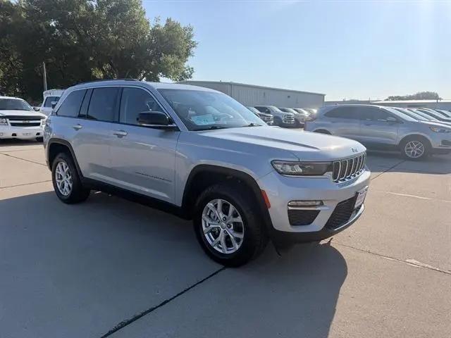 2023 Jeep Grand Cherokee Limited 4x4 for sale in Vermillion, SD
