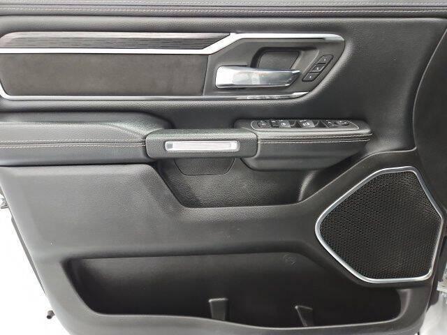 2024 Ram 1500 Laramie Crew Cab 4x4 57 Box