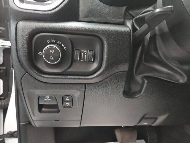 2024 Ram 1500 Laramie Crew Cab 4x4 57 Box
