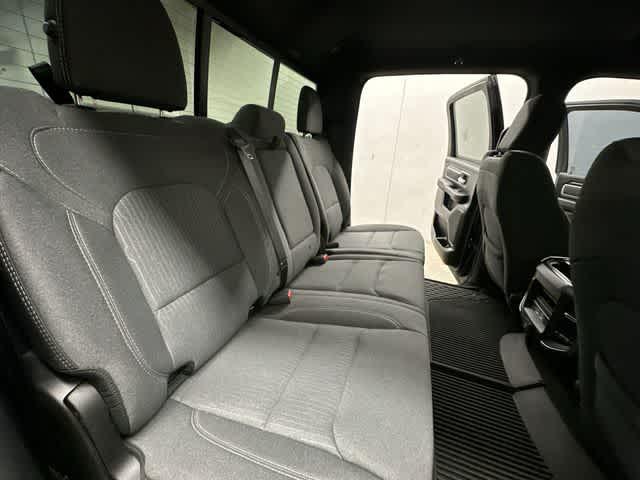 2021 Ram 1500 Big Horn Crew Cab 4x4 5'7" Box