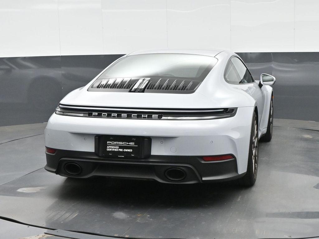 2025 Porsche 911 - Photo 6