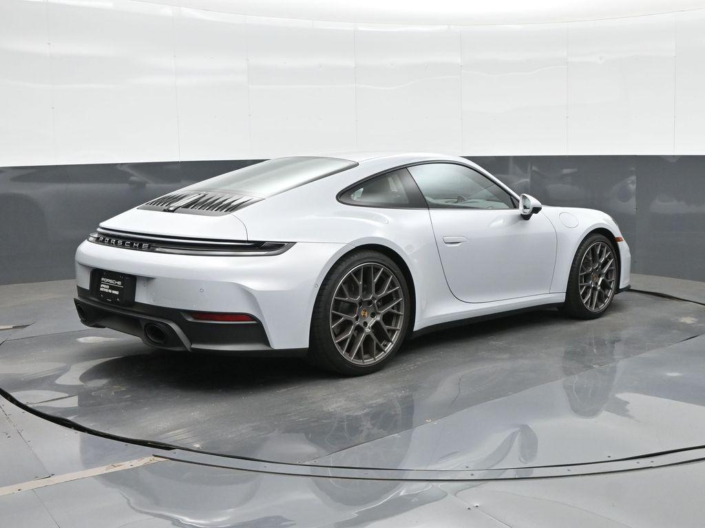 2025 Porsche 911 - Photo 7