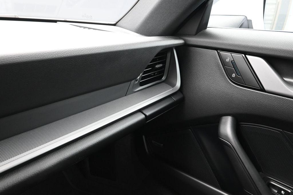 2025 Porsche 911 - Photo 21