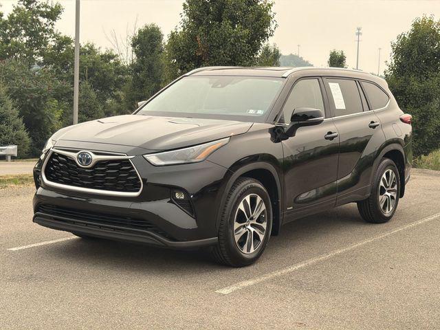 2023 Toyota Highlander Hybrid XLE for sale in Mars, PA