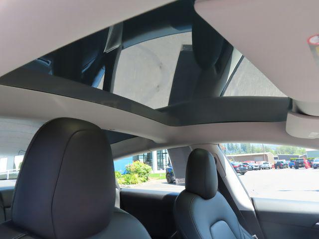 2022 Tesla Model 3 Rear-Wheel Drive