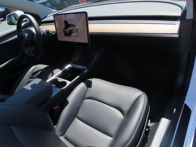 2022 Tesla Model 3 Rear-Wheel Drive