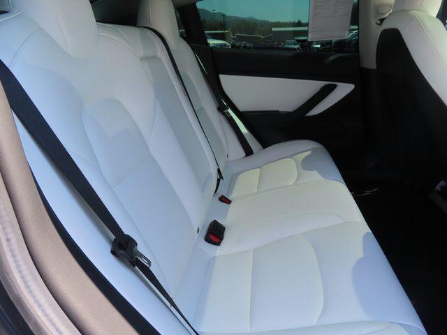 2019 Tesla Model 3 Mid Range
