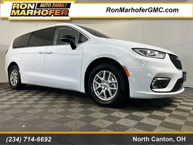 2024 Chrysler Pacifica Touring L for sale in North Canton, OH