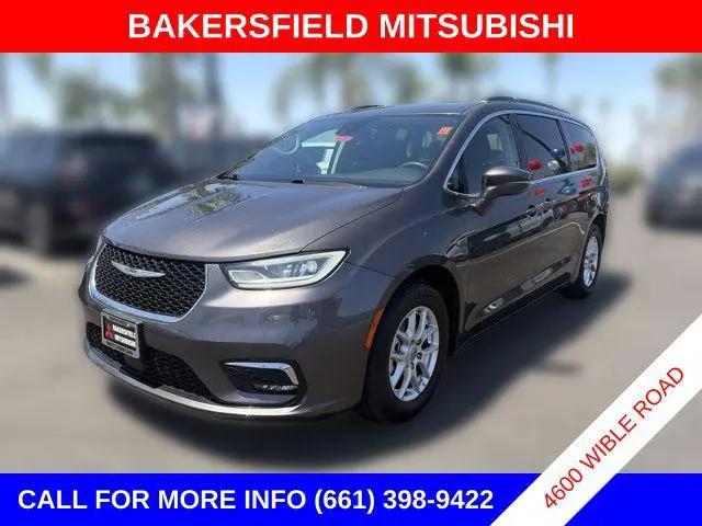 2022 Chrysler Pacifica Touring L for sale in Bakersfield, CA
