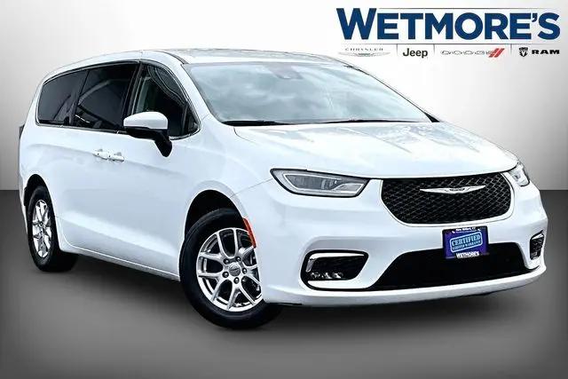 2023 Chrysler Pacifica Touring L for sale in New Milford, CT