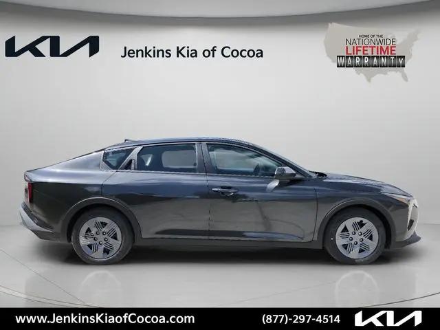 2026 Kia K4 LX