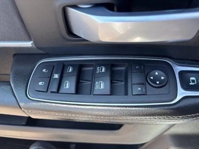 2024 Ram 3500 Tradesman/SLT/Laramie/Limited