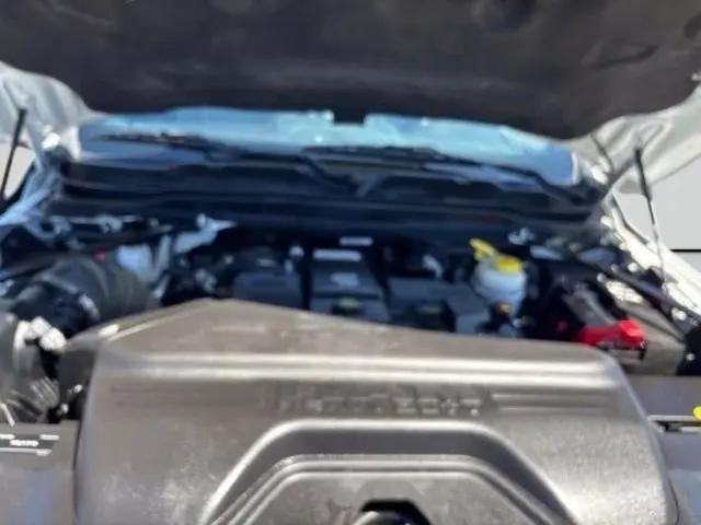 2024 Ram 3500 Tradesman/SLT/Laramie/Limited