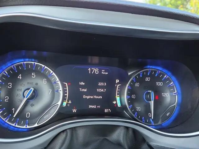 2025 Chrysler Pacifica Limited