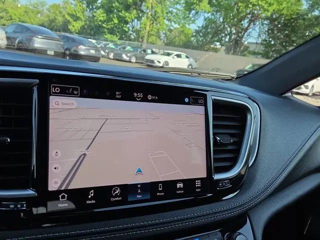 2025 Chrysler Pacifica Limited