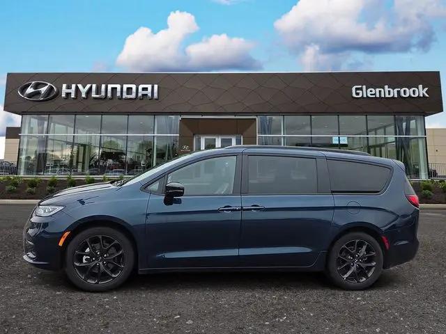2025 Chrysler Pacifica Limited for sale in Fort Wayne, IN