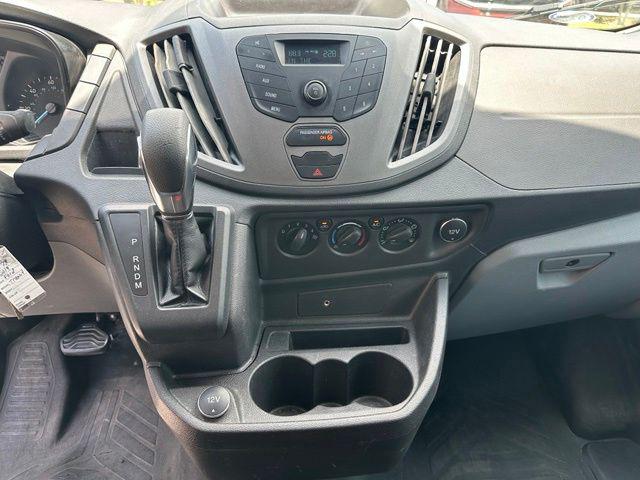 2019 Ford Transit 130 WB Low Roof Cargo