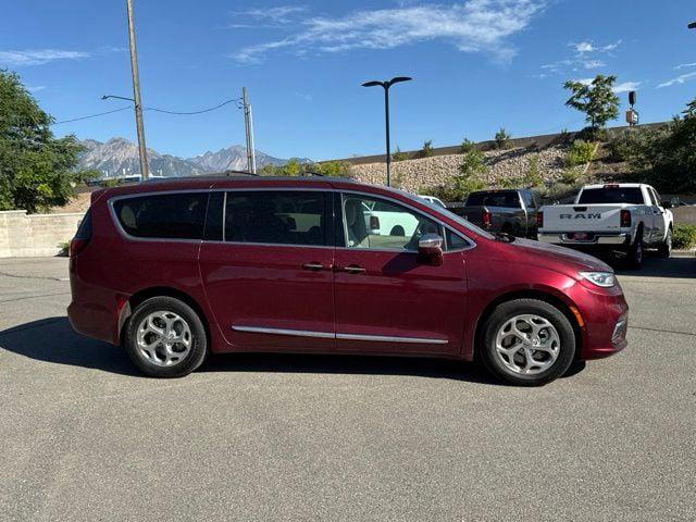 2021 Chrysler Pacifica Limited AWD