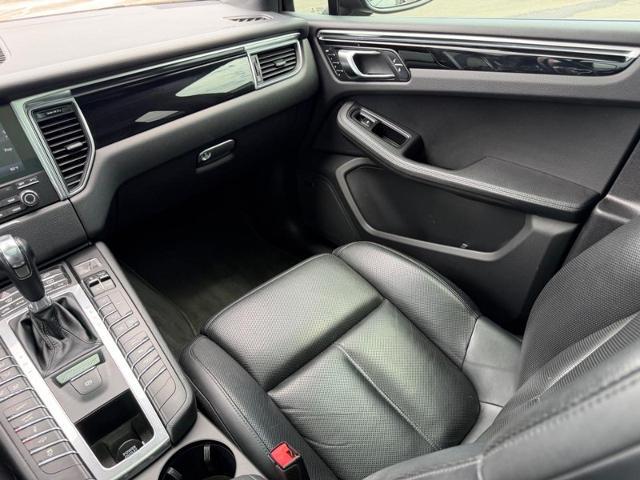 2018 Porsche Macan Sport Edition