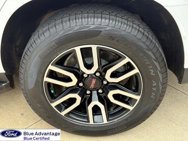 2024 GMC Yukon 4WD AT4