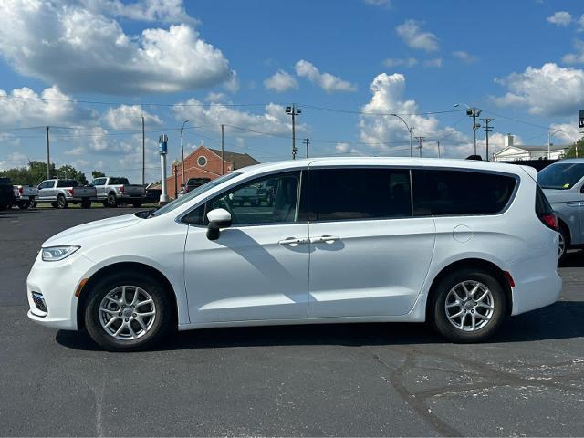 2023 Chrysler Pacifica Touring L for sale in Mount Vernon, IL